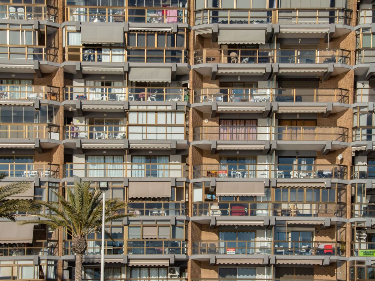İzmir Bayraklı Körfez Manzaralı 2+1 Yatırımlık Daire